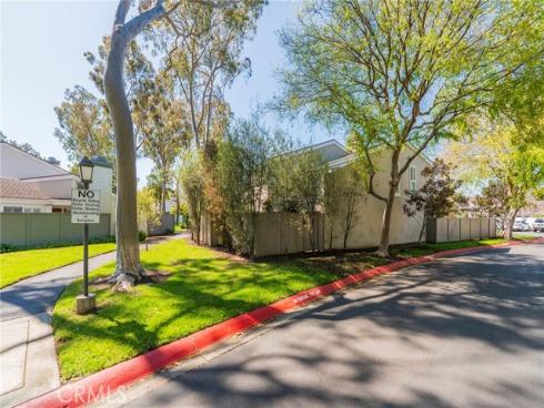 19642 Seawind Circle, Huntington Beach, CA