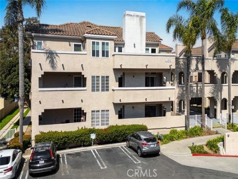 4591 Warner 101 Avenue, Huntington Beach, CA