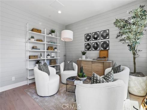 19011  Main  121  Street, Huntington Beach, CA