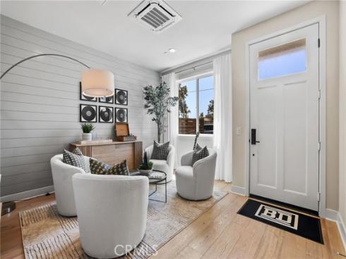 19011  Main  121  Street, Huntington Beach, CA