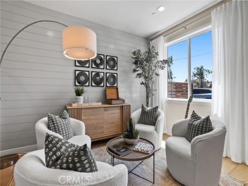 19011  Main  121  Street, Huntington Beach, CA