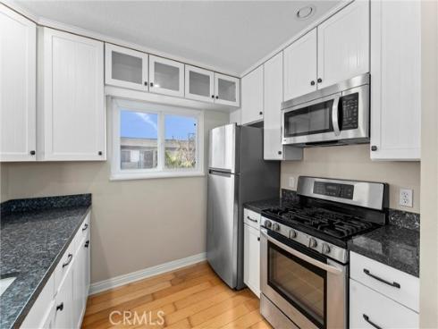 319 14th B Street, Huntington Beach, CA