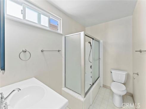 319 14th B Street, Huntington Beach, CA