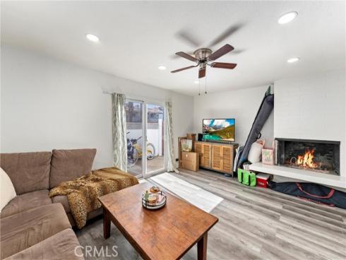 319 14th B Street, Huntington Beach, CA