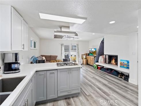 319 14th B Street, Huntington Beach, CA