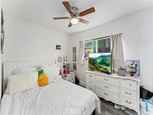 319 14th B Street, Huntington Beach, CA