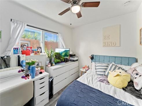 319 14th B Street, Huntington Beach, CA