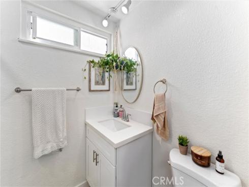 319 14th B Street, Huntington Beach, CA