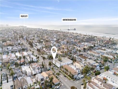 319 14th B Street, Huntington Beach, CA