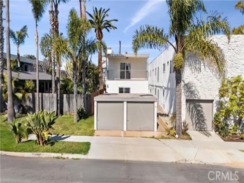 319 14th B Street, Huntington Beach, CA