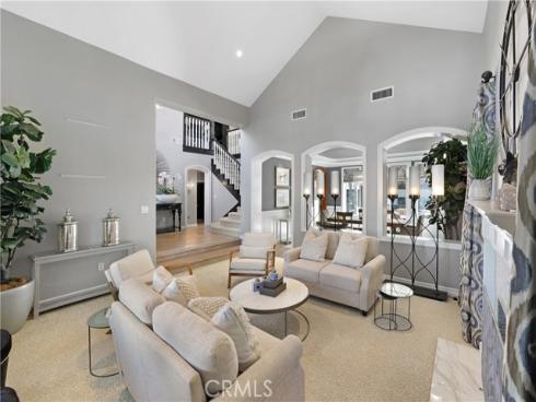 19586 Cloverwood Circle, Huntington Beach, CA