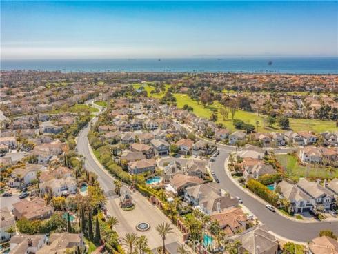 19586 Cloverwood Circle, Huntington Beach, CA