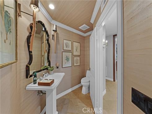 19586 Cloverwood Circle, Huntington Beach, CA