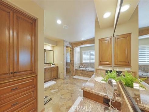 19586 Cloverwood Circle, Huntington Beach, CA