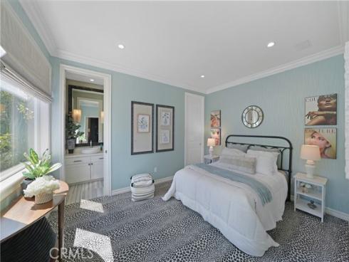 19586 Cloverwood Circle, Huntington Beach, CA