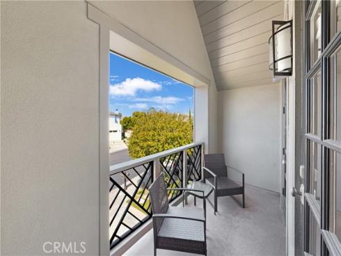 19586 Cloverwood Circle, Huntington Beach, CA