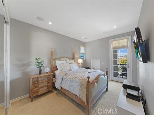 19586 Cloverwood Circle, Huntington Beach, CA