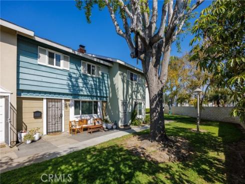 19836 Berkshire Lane, Huntington Beach, CA