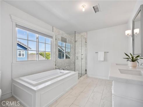 17982 Whitford Lane, Huntington Beach, CA