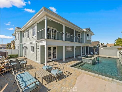 17982 Whitford Lane, Huntington Beach, CA