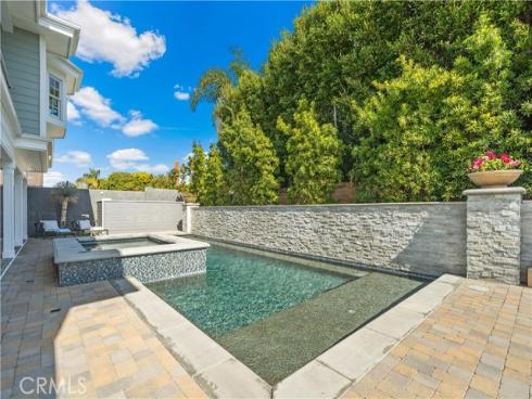 17982 Whitford Lane, Huntington Beach, CA