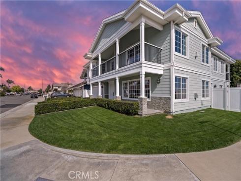 17982 Whitford Lane, Huntington Beach, CA