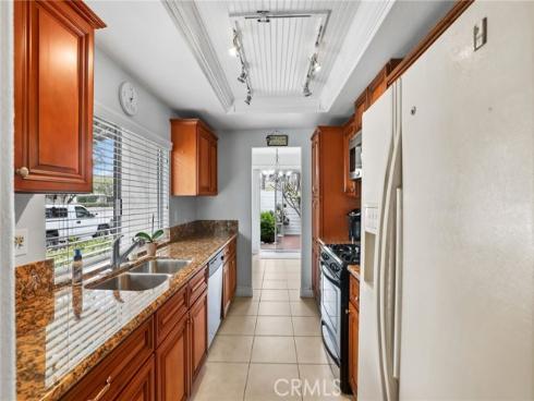 18815  Thornwood  CI32  Circle, Huntington Beach, CA