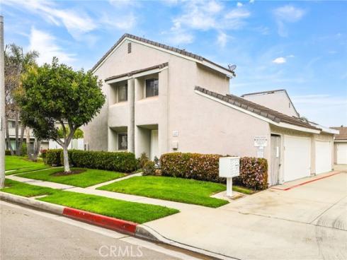 18815  Thornwood  CI32  Circle, Huntington Beach, CA