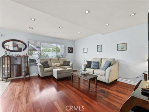 18815  Thornwood  CI32  Circle, Huntington Beach, CA