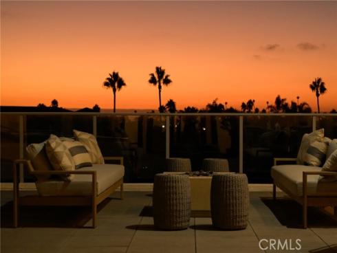 414 Main 415 Street, Huntington Beach, CA