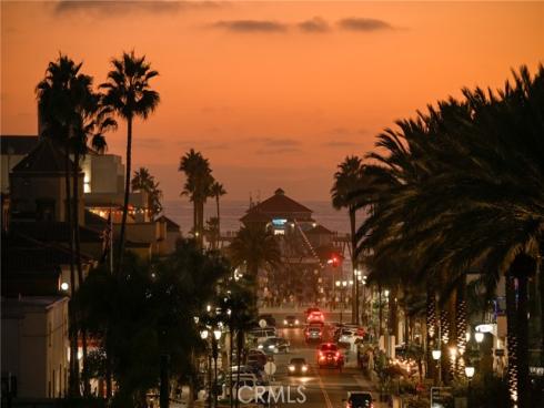 414 Main 415 Street, Huntington Beach, CA