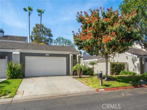 7286 Mast Drive, Huntington Beach, CA