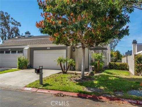 7286 Mast Drive, Huntington Beach, CA