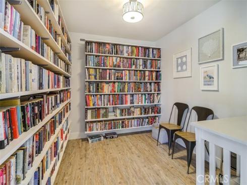 7286 Mast Drive, Huntington Beach, CA