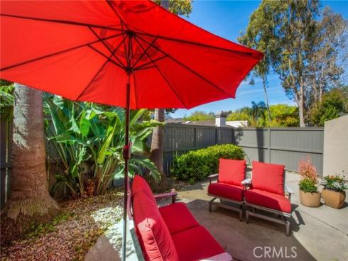 7286 Mast Drive, Huntington Beach, CA