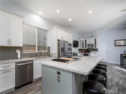 613 Frankfort Avenue, Huntington Beach, CA