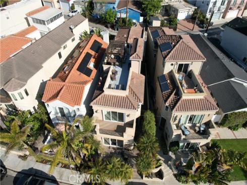 613 Frankfort Avenue, Huntington Beach, CA