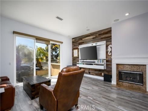 613 Frankfort Avenue, Huntington Beach, CA