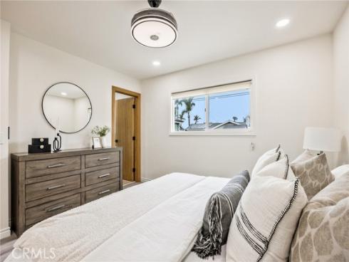 5591 Heil Avenue , Huntington Beach, CA