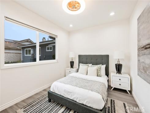 5591 Heil Avenue , Huntington Beach, CA