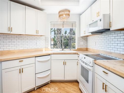 310 Lake 216 Street, Huntington Beach, CA