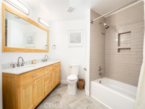 310 Lake 216 Street, Huntington Beach, CA