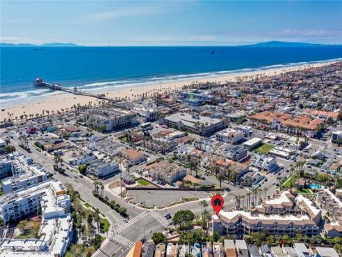 310 Lake 216 Street, Huntington Beach, CA