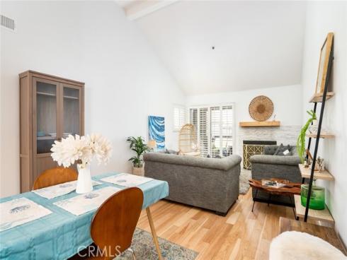 310 Lake 216 Street, Huntington Beach, CA