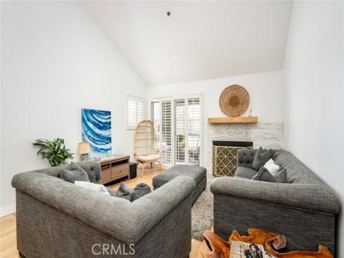 310 Lake 216 Street, Huntington Beach, CA