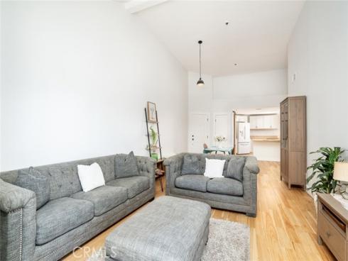 310 Lake 216 Street, Huntington Beach, CA