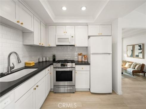 16927 Bluewater Lane, Huntington Beach, CA