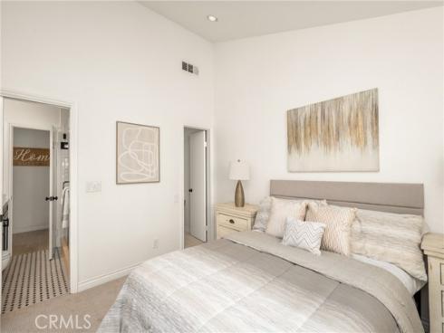 16927 Bluewater Lane, Huntington Beach, CA