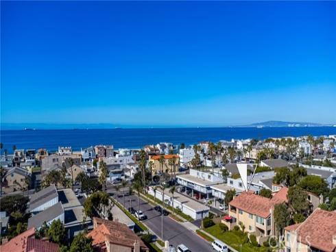 16927 Bluewater Lane, Huntington Beach, CA