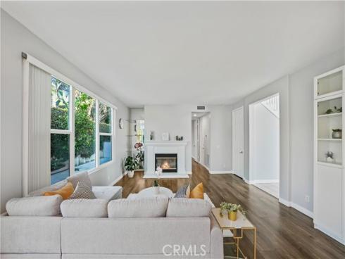 6885 Cambria Cove Circle, Huntington Beach, CA